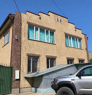 чайкана в аренду: 🏢 СРОЧНО СДАЁТСЯ ДОМ ПОД БИЗНЕС! 📍 Район: Жибек Жолу / Турусбекова 📐 — 2