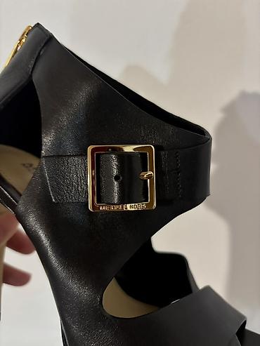 сублимированный фрукт: Босоножки, 35, 36, Michael Kors, Новый, цвет - Черный — 5