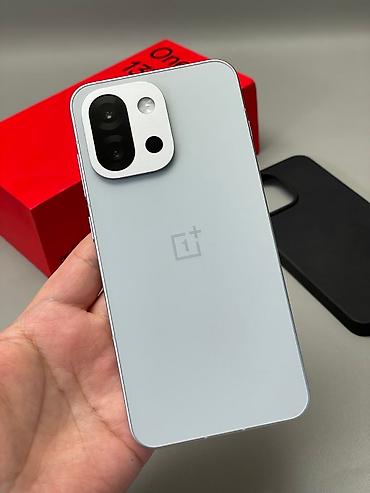 oppo reno 13: OnePlus 13T, Б/у, 512 ГБ, цвет - Серебристый, 2 SIM — 1