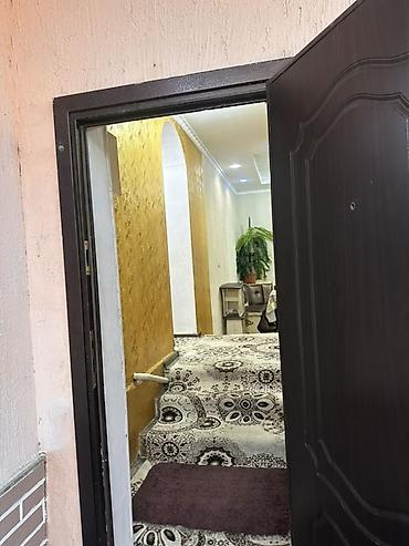 Продажа коттеджей и домов: Продаётся дом рядом с рынком Дордой. Характеристики: - Площадь дома — 6