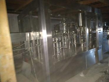 Другое оборудование для пищевой промышленности: Автоматическая линия розлива и укупорки напитков Комплект — 36