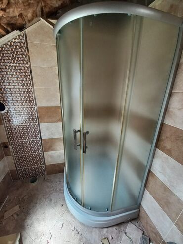 duş kabin: Üstü açıq kabina