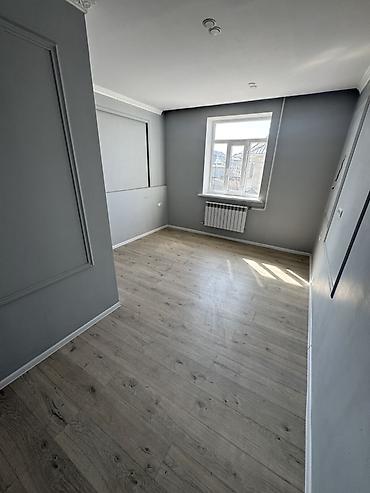 Продажа коттеджей и домов: 🏡 Продаётся жилой дом в городе Ош, район Актилек 📍 Адрес: ул. Ак-Бура — 13