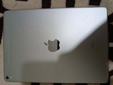 скупка macbook: IPhone SE 2022, Жаңы, Natural Titanium