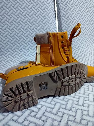 muške štepane jakne: Nova ženska čizmica, broj 38. Uživo mnogo lepša. - Model: ELLY SHOES — 2