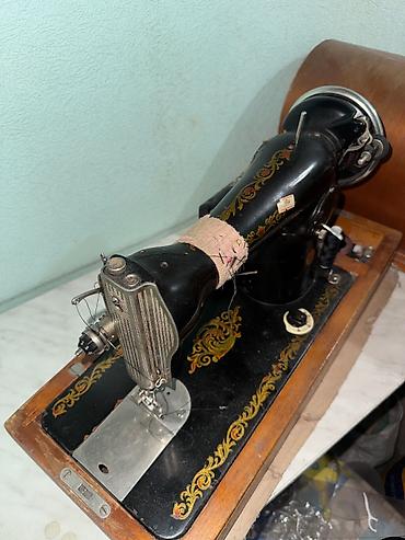 советские швейные машины: 1) Советская швейная машинка Подольск - переносная, полностью рабочая — 5
