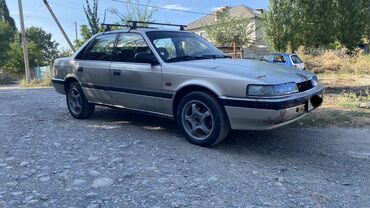 Mazda: Mazda 626: 1989 г., 2 л, Механика, Бензин, Седан