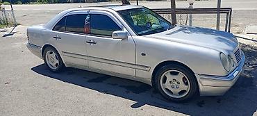 mercedes benz 208 d: Mercedes-Benz E 240: 2.4 l | 1999 il Sedan — 7