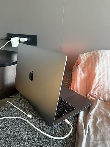macbook pro i5: MacBook Pro 13" (2017, Four Thunderbolt 3 Ports) СРОЧНО - Дисплей 13 — 2