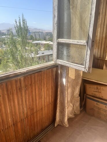 шкаф для вещи: Кийим салуучу шкаф, Түз