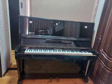Qonaq otağı dəstləri: Piano, Akkord, İşlənmiş, Ödənişli çatdırılma