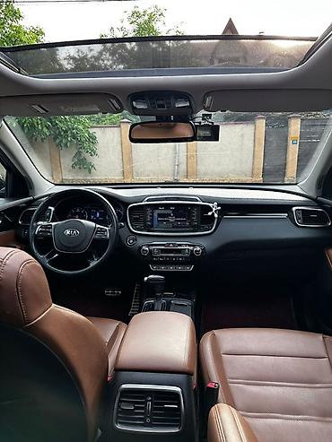 Kia: Kia Sorento: 2019 г., Кроссовер — 13