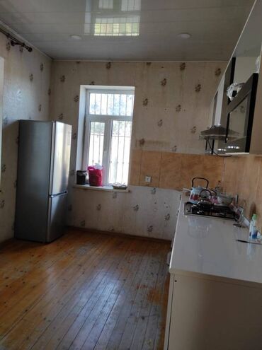 Həyət evləri və villaların satışı: 4 otaqlı, 95 kv. m, Orta təmir — 5