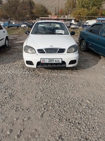 грузовой афто: Daewoo Lanos: 2001 г., 1.5 л, Механика, Бензин