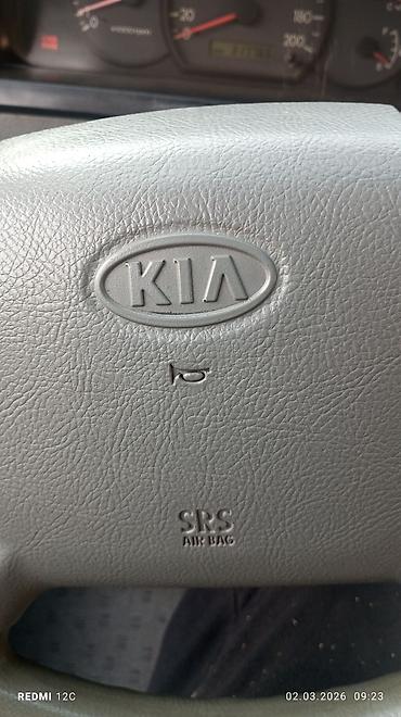 рулдар: Kia Rio: 2003 г., 1.5 л, Кол менен иштөөчү, Бензин, Хетчбек — 1