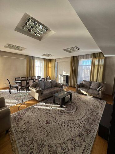 Долгосрочная аренда квартир: 4 комнаты — 15