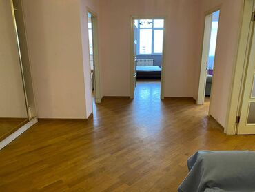 Uzunmüddətli kirayə mənzillər: Qara Qarayevdə metroya 5 dəgigəlik məsafədə Bolmartın yanıda 13 — 10