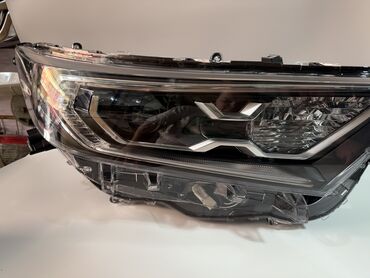фара rav 4: Передние фары : RAV -4 . ?од. Hybrid . Новые . Товар в наличии