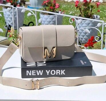 Torbe: Elegantna torbica, Moschino, Materijal: Veštačka koža — 11