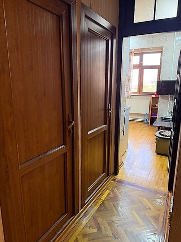 bakida menzil: . Satılır 2 otaqlı köhnə tikili 65 m², Azadlıq Prospekti m. 🏡 SATILIR — 3