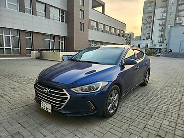 hammer 2: Hyundai Elantra: 2 l | 2017 il Sedan — 5
