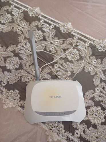 modem wifi 20azn: Modem yeni kimidir.
Qiymət 10 manat.
Ünvan Sumqayıt