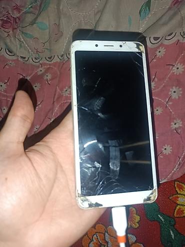 Redmi, Redmi 6A, Б/у, 32 ГБ, цвет - Желтый, 2 SIM