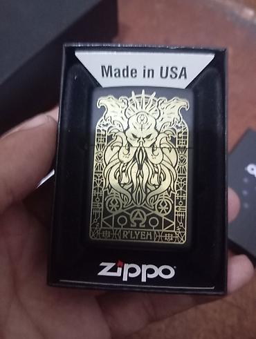Zippo benzinli alışqan – “R’LYEH” dizaynı - Brend: Zippo - Mənşə