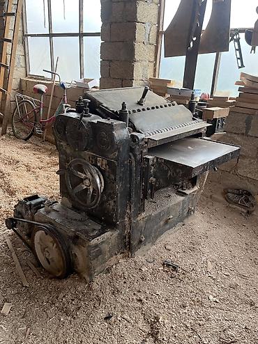 elektrik əl mişarı: Ağac emalı üçün qalınlıq verən dəzgah (reysmus/planer) - İki tərəfli — 1