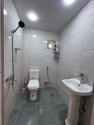 Uzunmüddətli kirayə mənzillər: Kirayə ev verilir 2 otaq kuxnastudiya təzə remontdan çıxıb hər bir — 10