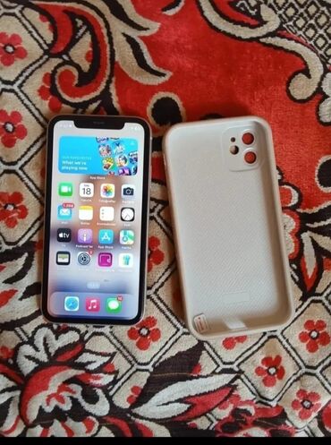 2.el apple telefon: IPhone 11, 128 GB, Ağ, Face ID