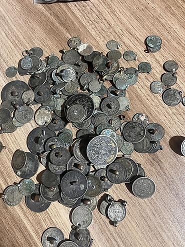 Gümüş pullar, qramı 3 manat