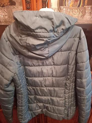 Şəxsi əşyalar: Kurtka Qarpızı rengde tünd yaşıl . 15 manat. 3XL (46) razmer — 2