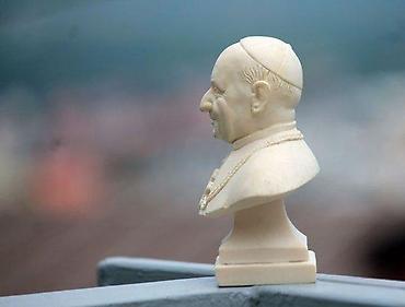 Figure: Kompozitno poprsje S. S. IOANNES. XXII. Vrlo masivna i teška — 2