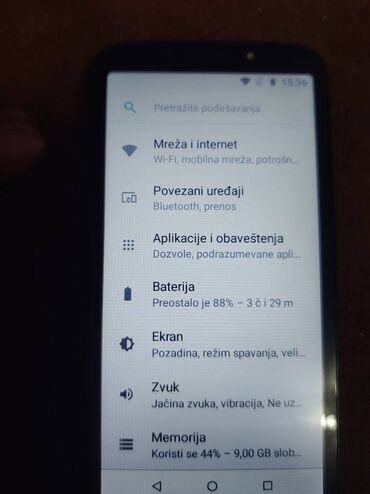 Motorola: Motorola Moto E5 Play, 16 GB, bоја - Crna — 8