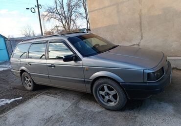 Volkswagen: Volkswagen Passat: 1993 г., 1.8 л, Механика, Бензин, Универсал