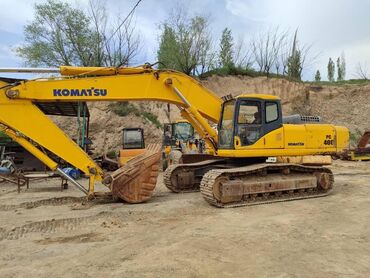 бус 4 4: Экскаватор, Komatsu, 2012 г., Гусеничный