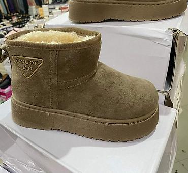 Uggs: Ženske zimske čizmice – pliš/velur sa toplom krznenom postavom i — 2