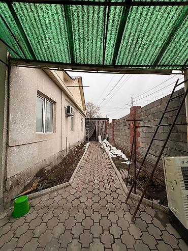 Продажа домов: Полдома, 68 м², 3 комнаты, Косметический ремонт — 1