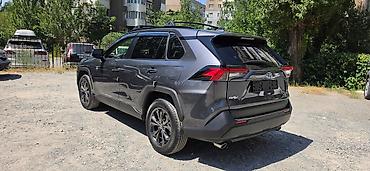 haval dargo: Toyota RAV4: 2022 г., 2.5 л, Автомат, Гибрид, Внедорожник — 2