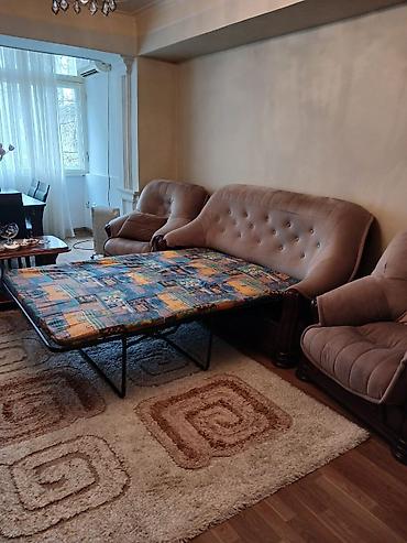 madam coco: Klassik üslubda 3 hissəli yumşaq mebel dəsti - Tərkibi: 1 divan, 2 — 1