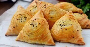 работа официантом ночные смены: Талап кылынат Ашпозчу жардамчысы : Самсычы, Тажрыйбасы бир жылдан аз
