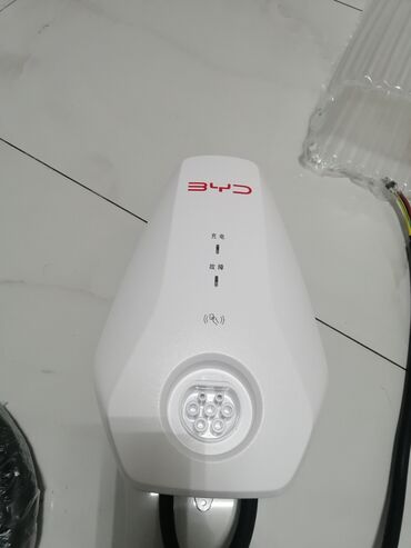 ТВ и видео: BYD divar tipli EV şarj qurğusu - Model: KDNT/BYD-GA7 - Güc: 7 kW AC
