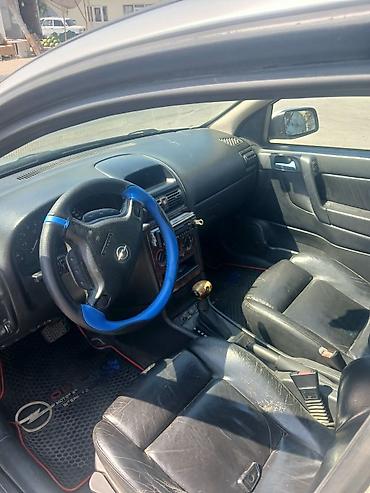 Opel Astra: 1.8 l | 2000 il 440000 km Hetçbek