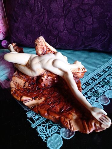 Ostali kućni dekor: Pepeljara venecijanski rucni rad 60te. nova(ocuvana). Pepeljara je na lalafo.rs — 6 Ostali kućni dekor: Pepeljara venecijanski rucni rad 60te. nova(ocuvana). Pepeljara je — 6