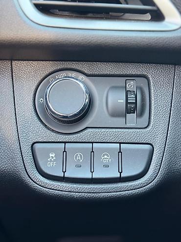 Chevrolet: Chevrolet Spark: 2019 г., 1 л, Автомат, Бензин, Хэтчбэк — 12