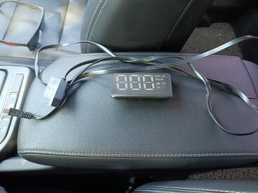 дисплей на машину: Цифровой индикатор для автомобиля (HUD/спидометр с проекцией на