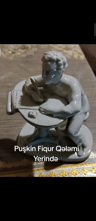 dəftər qələm: Puşkin fiqurlu masaüstü qalemqabı - Material: parıldayan — 1