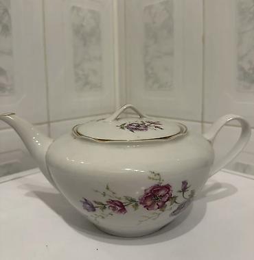 dem: Porcelan çaydan – klassik dizayn - Material: incə ağ porcelan - Rəng — 1