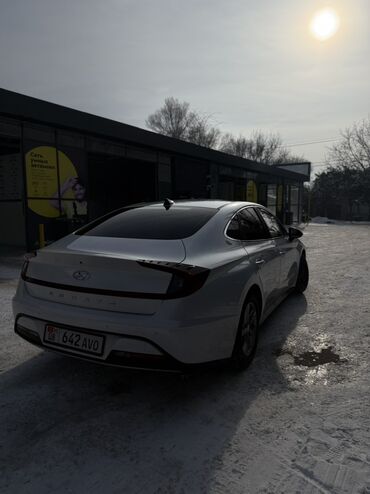 Hyundai: Hyundai Sonata: 2022 г., 2 л, Автомат, Газ, Седан — 6